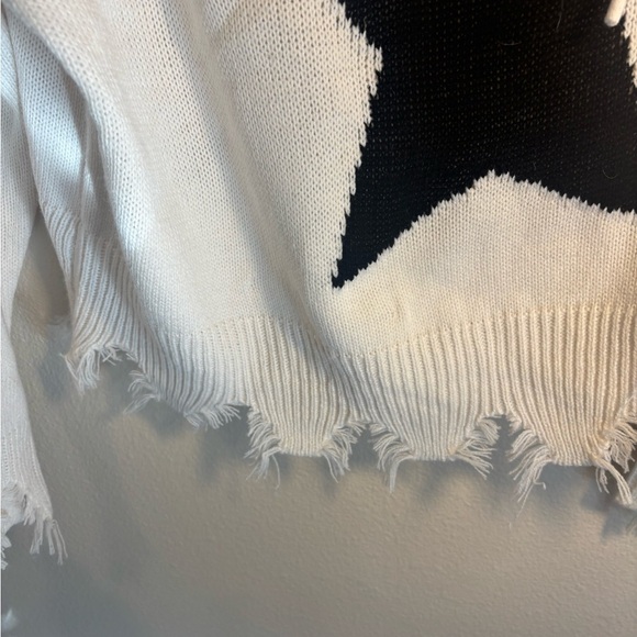 New Just Polly New York Cropped Oversized Star knit distressed sweater sz S - Picture 3 of 6